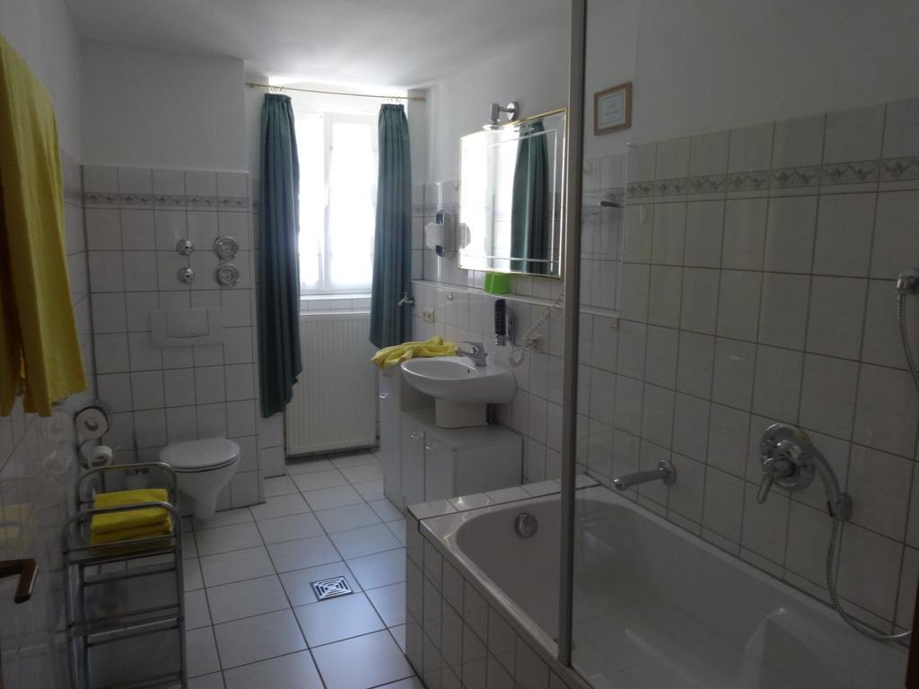 Hotel Andreasstuben Weissenburg in Bayern Room photo